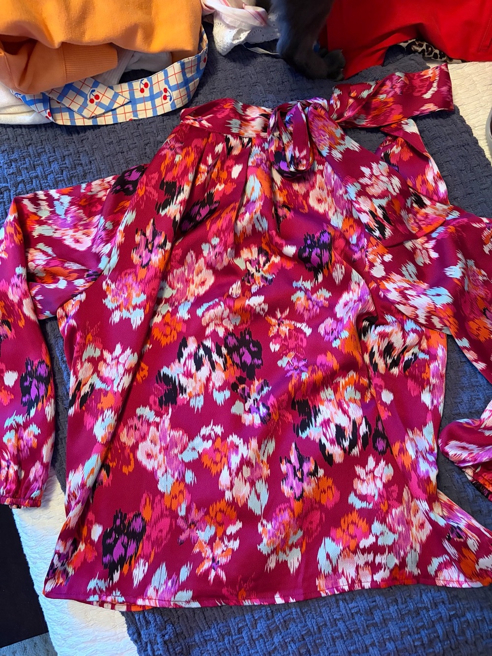 Tie-Neck Floral Blouse in Magenta Pink